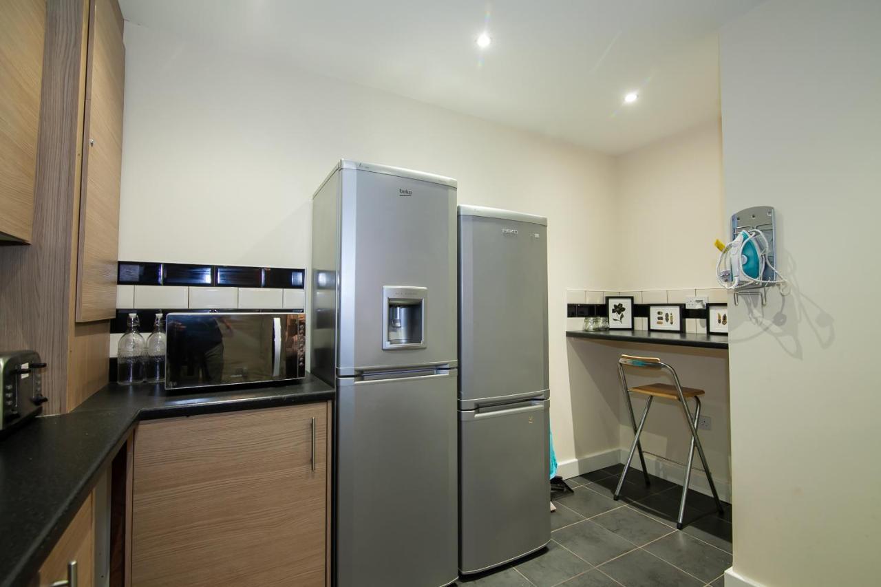 Casa Fresa Franks Serviced Accommodation Liverpool Ngoại thất bức ảnh